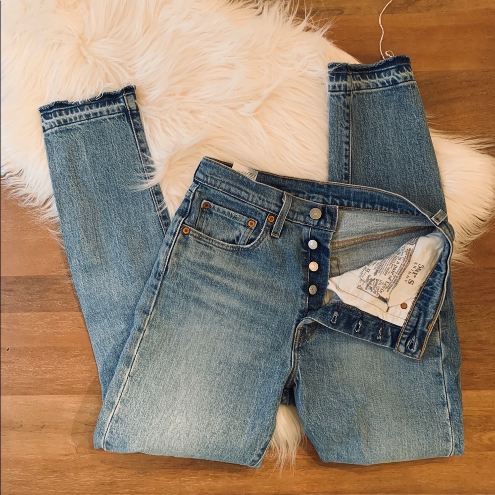 BEST OFFER Levi’s 501 Jeans